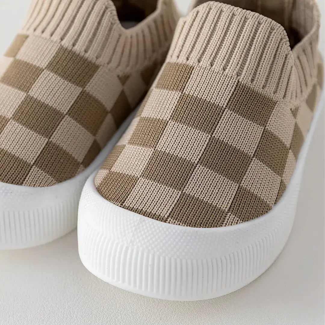 Snuggle Baby Shoes + 5 Free Pairs of Snuggle Socks