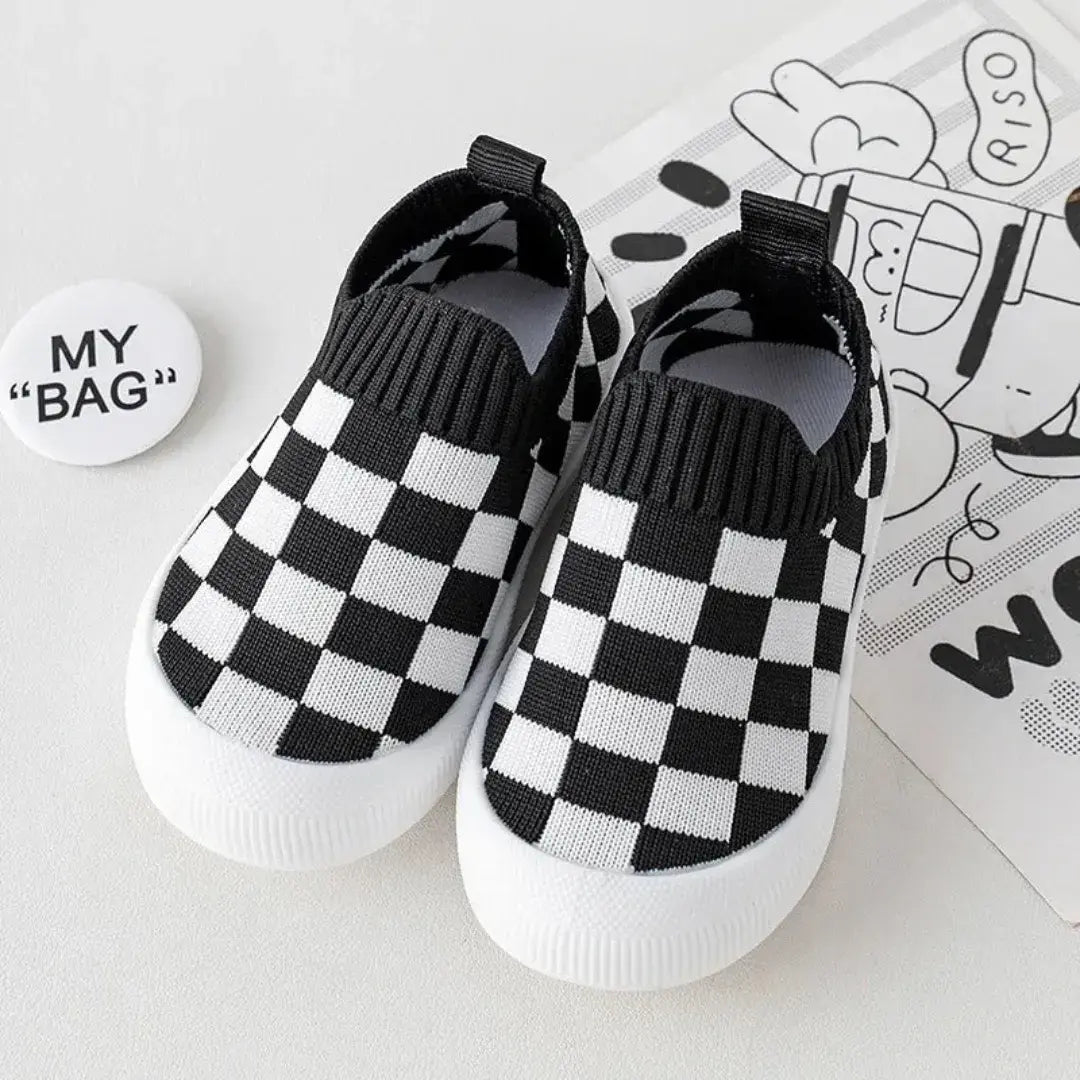 Snuggle Baby Shoes + 5 Free Pairs of Snuggle Socks